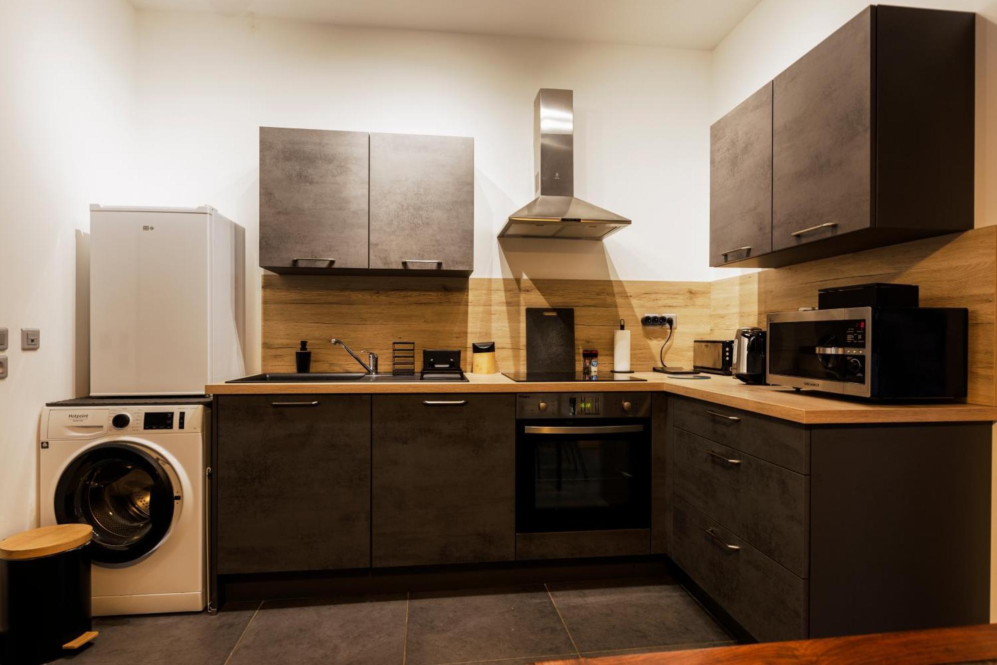 Manhattan Loft - Centre - 5 Mn A Pied Gare - Parking Prive - Patio Troyes Luaran gambar